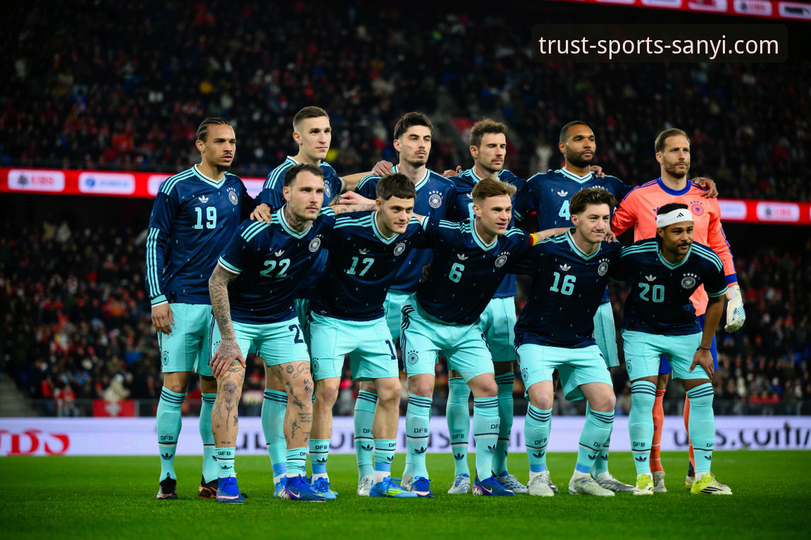 意大利vs波黑：点球大战的狂欢夜，三亿体育用户如何看透欧洲区生死局？